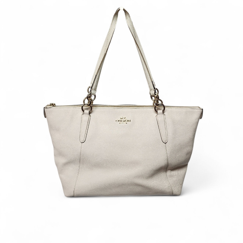 Coach Gallery Tote in Ivory/Cream Pebbled Leather With Gold Hardware Classic